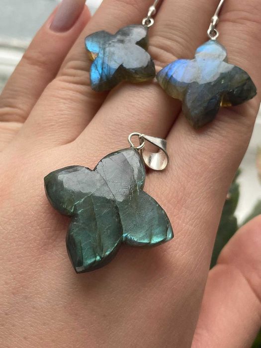 Набор с синим лабрадором .Серебро 925 пробы