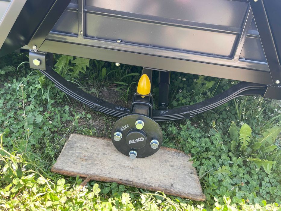 Причіп автомобільний