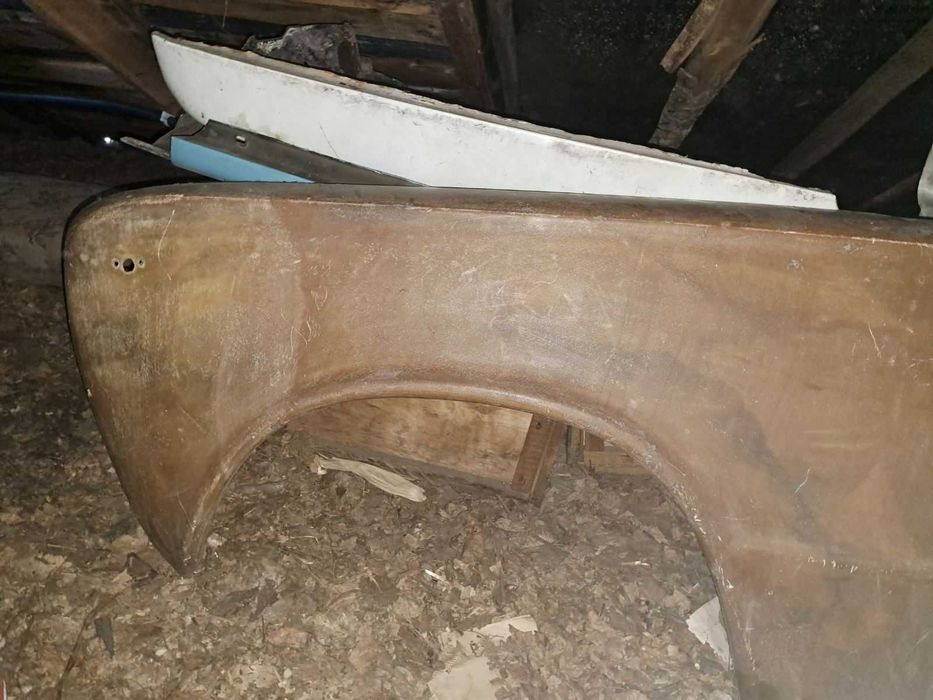 Крило переднє ліве ВАЗ 2101, 2111 (інші)