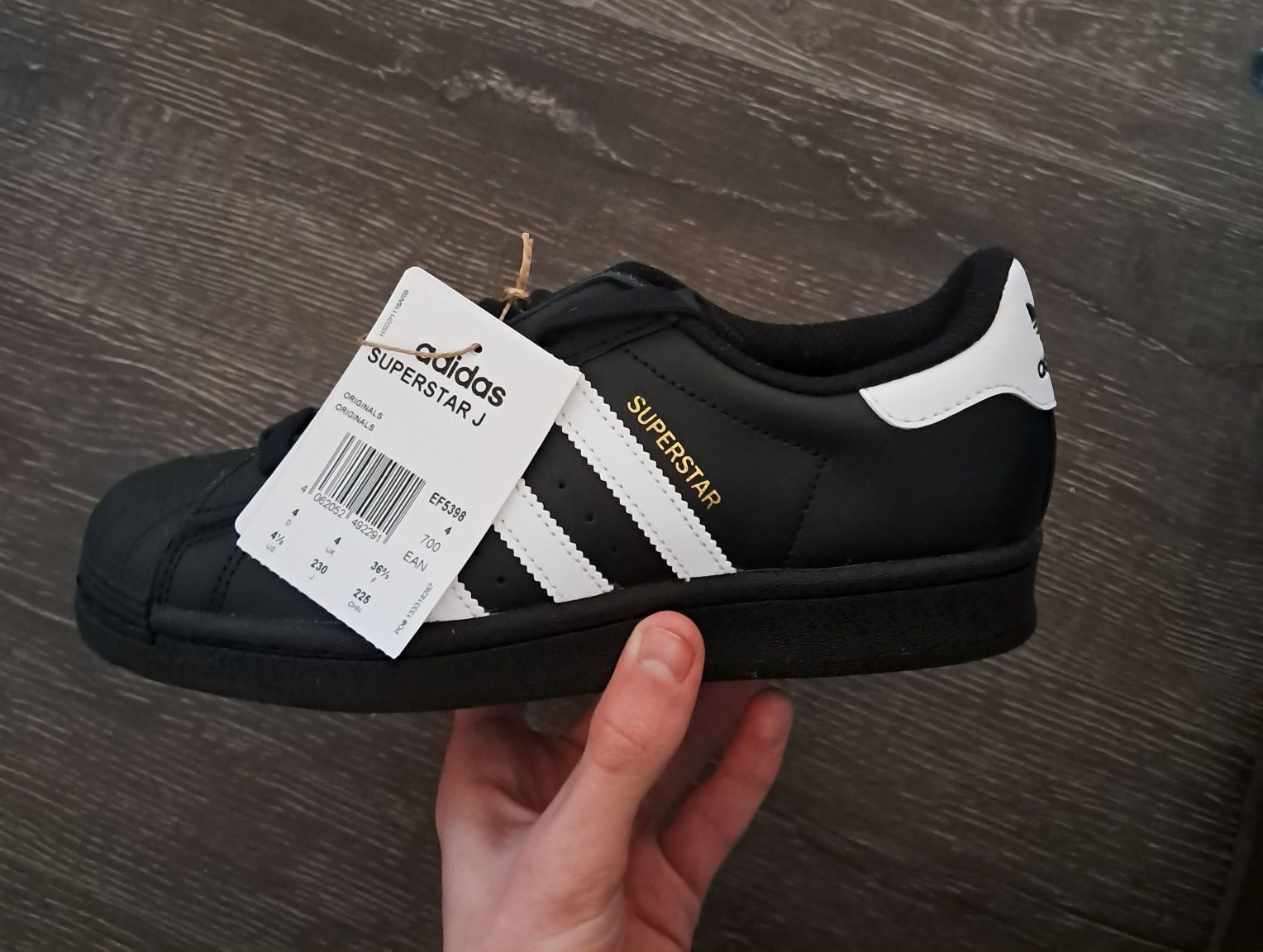 Оригінальні шкіряні кросівки Adidas Superstar / 36, 37, 38, 38,5 40 EU