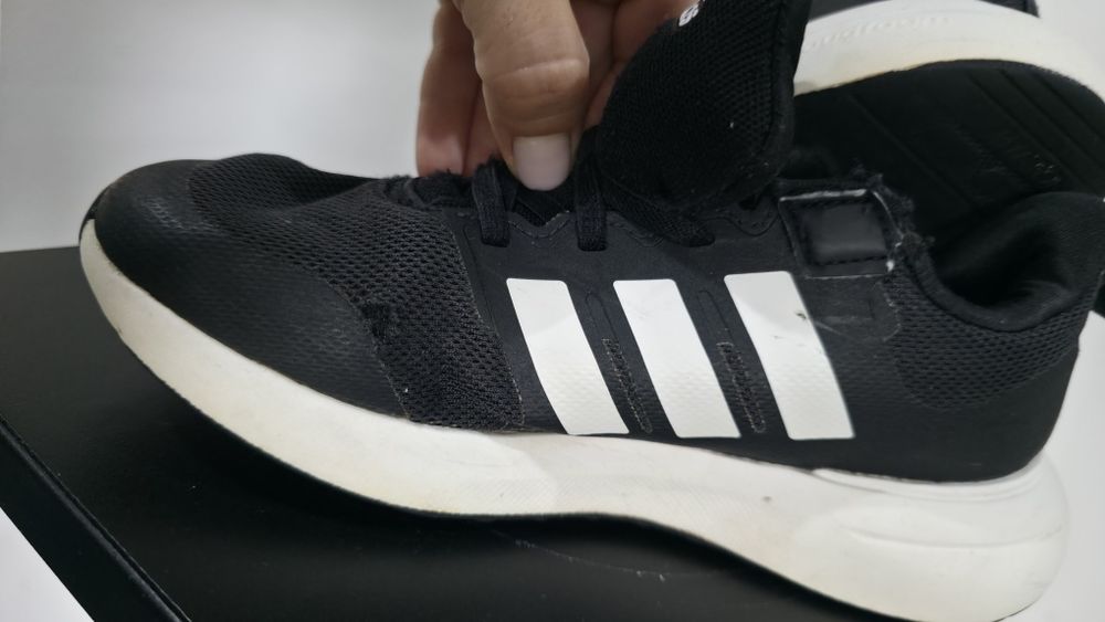 Adidasy Adidas rozmiar 33,5 Wkładka 21,5 cm