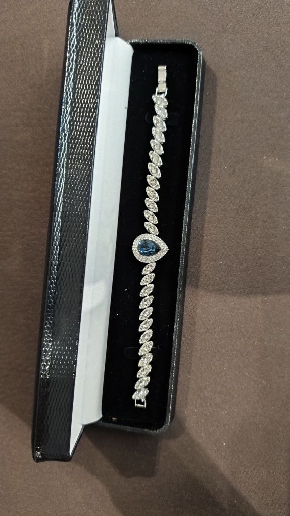Vendo pulseira swarovski