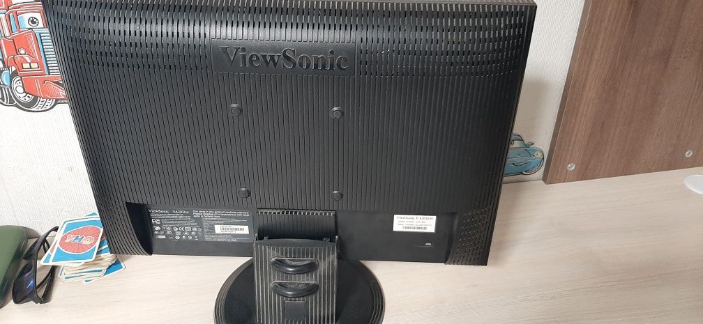 Продам монитор ViewSonic VA2016W