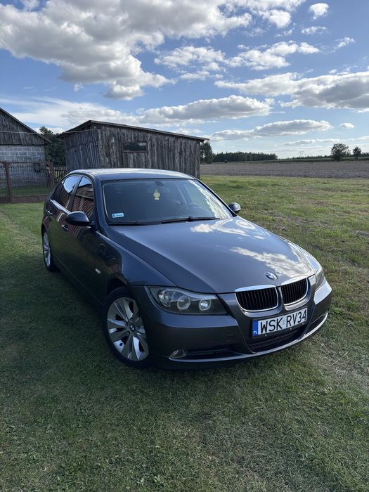 Sprzedam BMW e90 318d 2006r