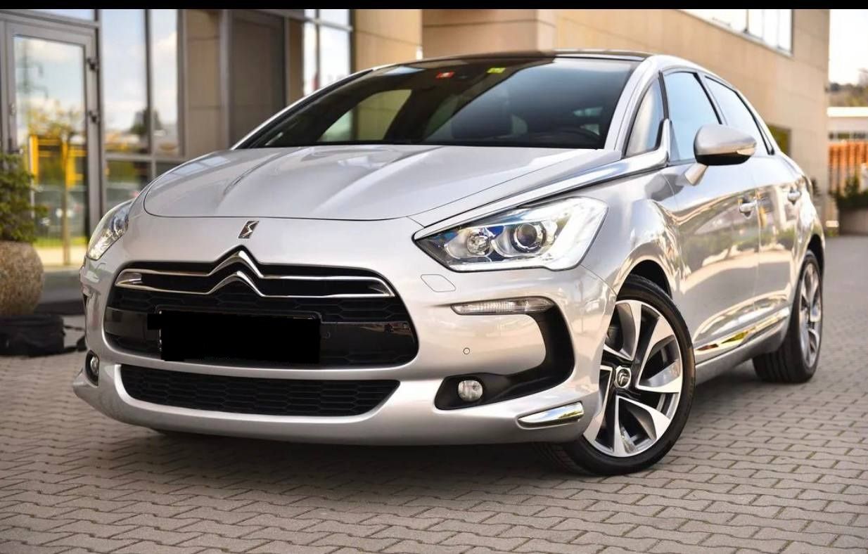 Citroën DS 5, 2014 roku.  1.6hdi 130km.