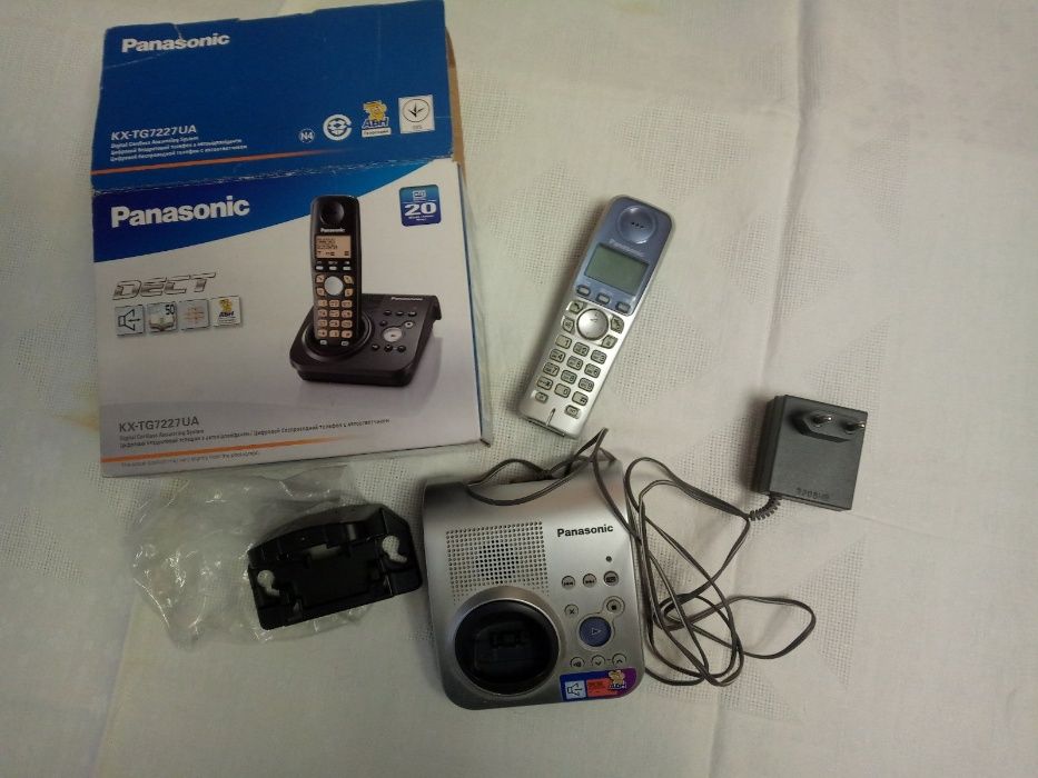 Телефон Panasonic KX - TG7227UA