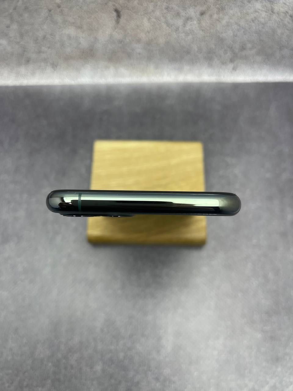 Apple iPhone 11 Pro 256ГБ Midnight Green Ідеальний стан (Б/У)