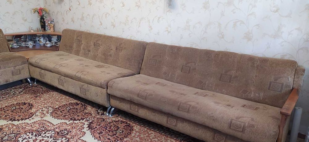 Уголок и диван.б/у