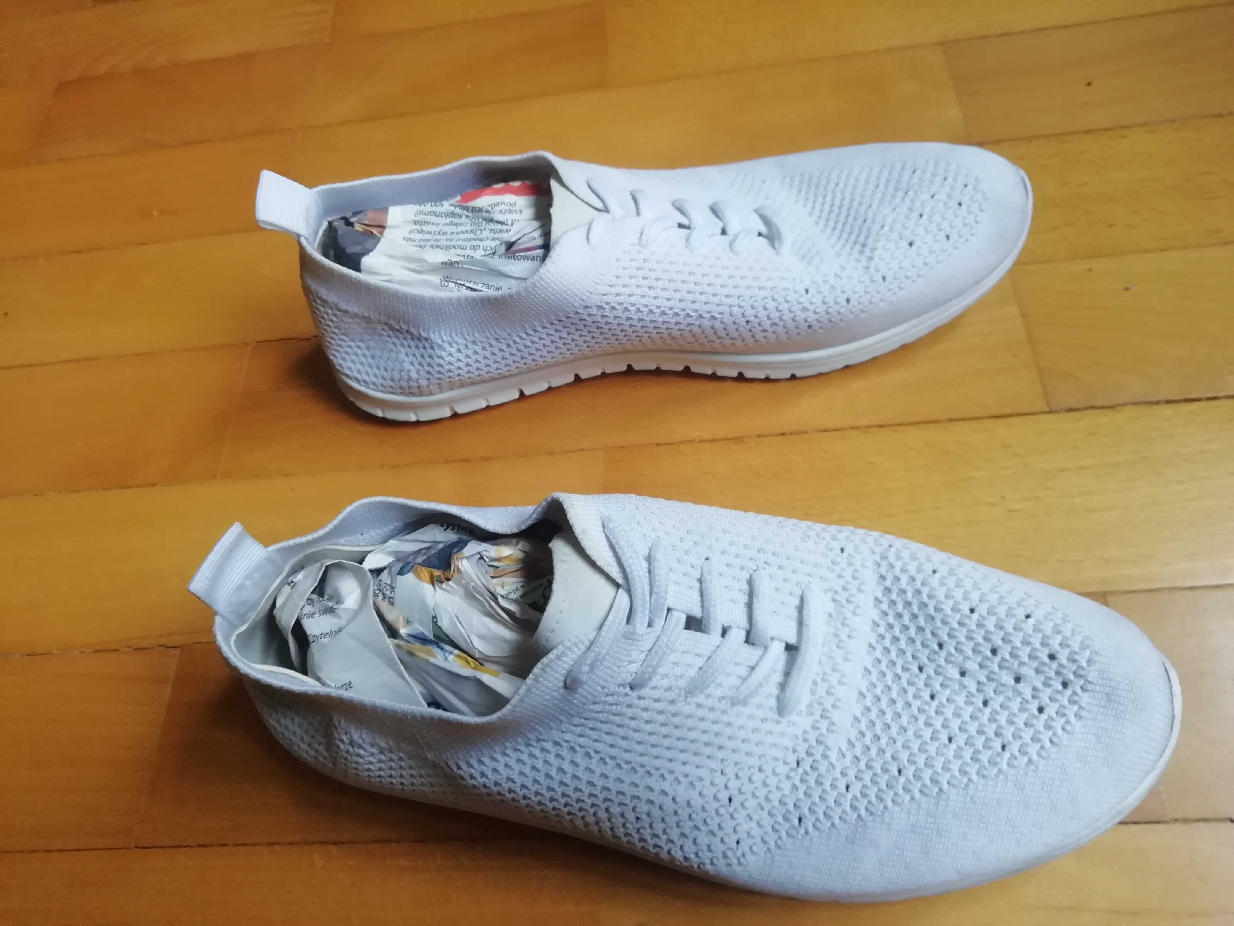 Lekkie ażurowe buty sportowe damskie na lato N/M BO-2 białe rozm. 38
