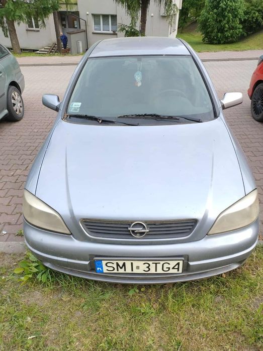 Samochód Opel Astra 2003