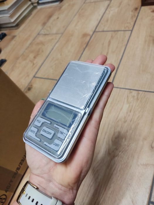 Malutka, precyzyjna waga