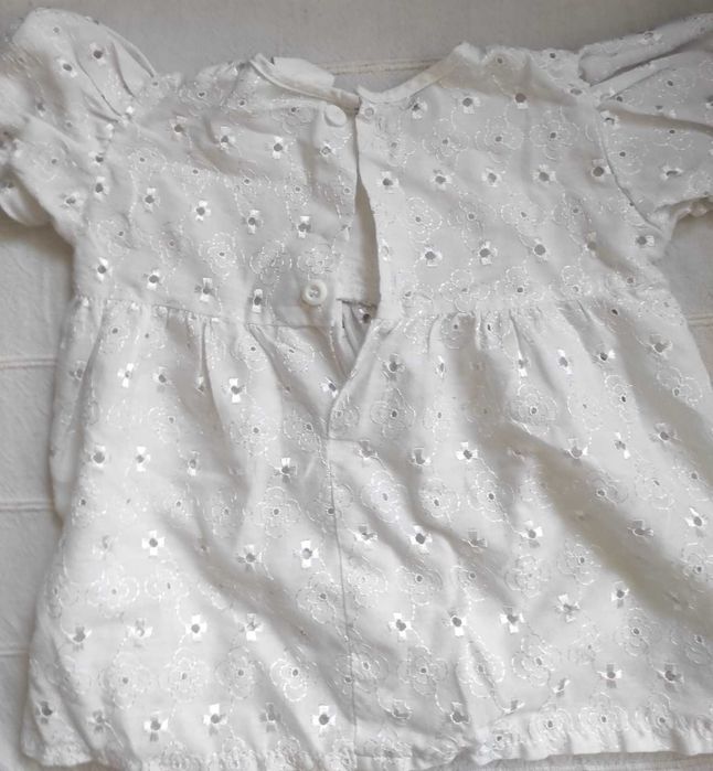 Śliczna bawełniana koronkowa sukienka do chrztu albo na lato 68/74