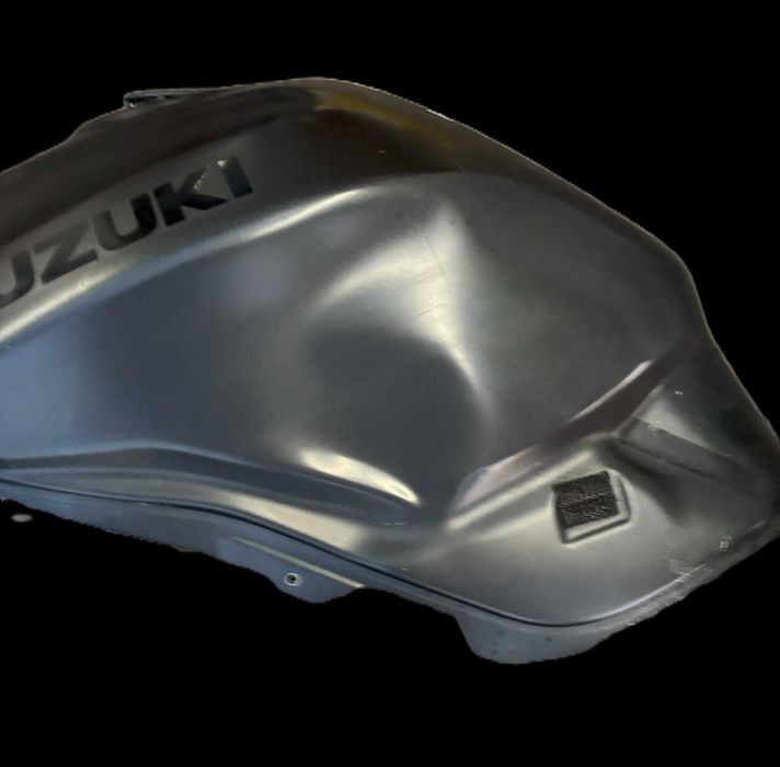 Zbiornik Paliwa z Owiewkami do Suzuki SV650, 2016-