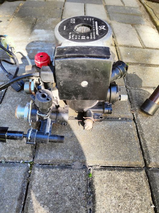 Pompa Grundfos UP015-40