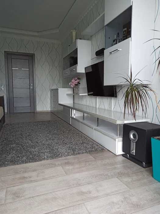 Продам 2к Дарницький Здолбунівська Пчілки Драгоманова 2Б Позняки ТОП