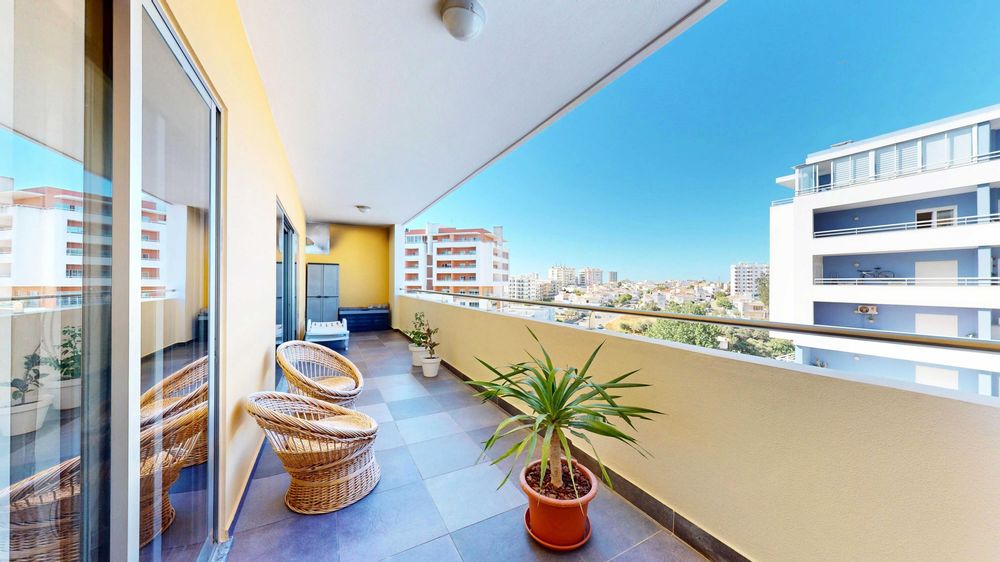 Espetacular apartamento  T4 Edificio Titã