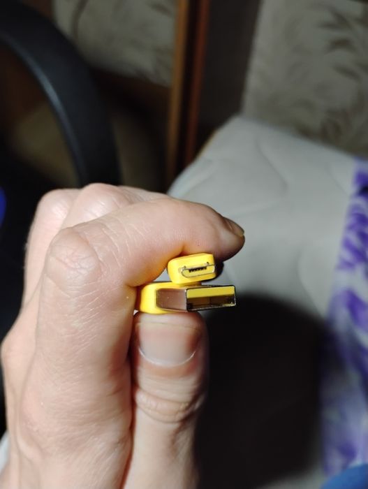 Kabel USB mikro żółty