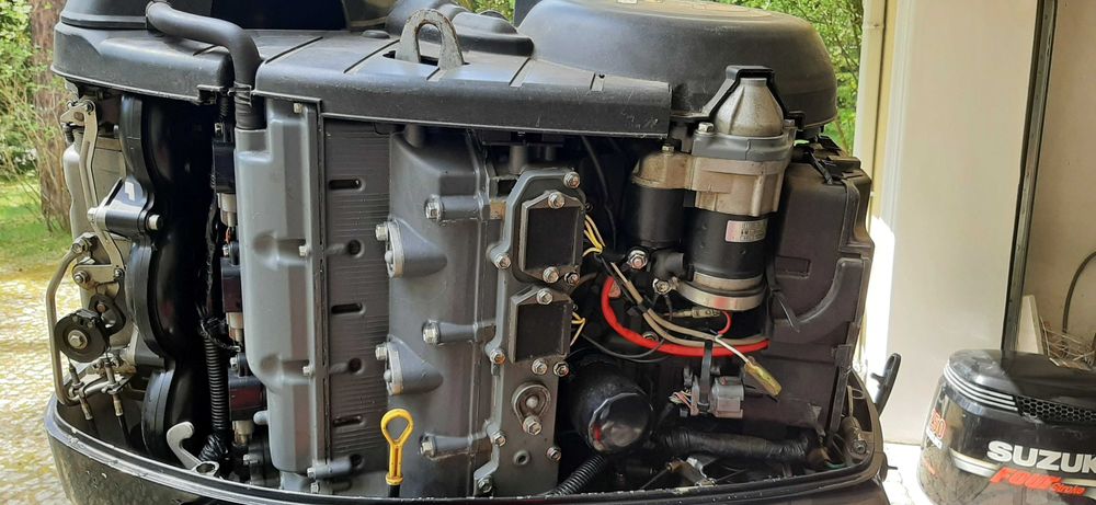 Silnik Zaburtowy SUZUKI DF 250 HP