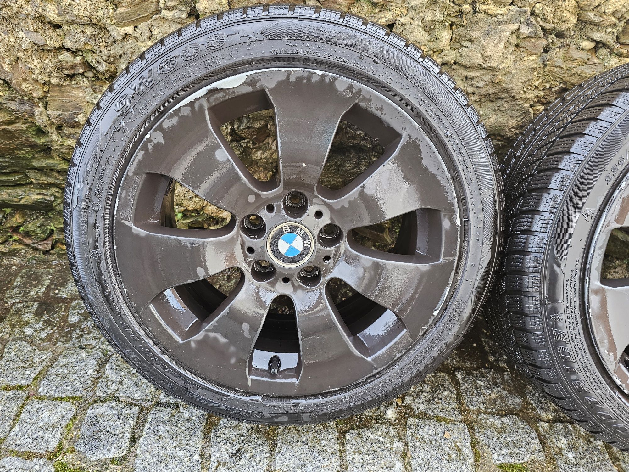 Jantes 17 5×120 BMW MINI com pneus 225/45R17
Possível envio para Portu