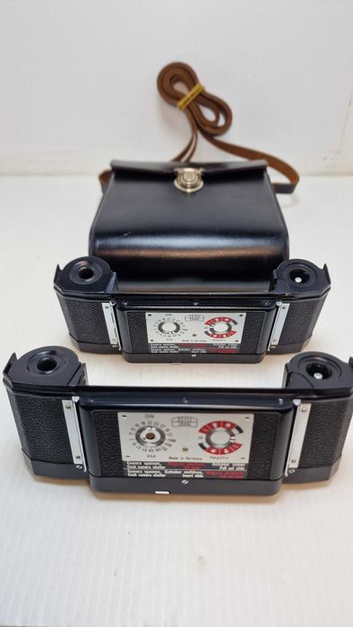 Contarex Zeiss . Estojo com 2 carregadores intermutáveis.