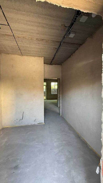 Таунхаус з ремонтом (під чистове оздоблення) в Ірпені.