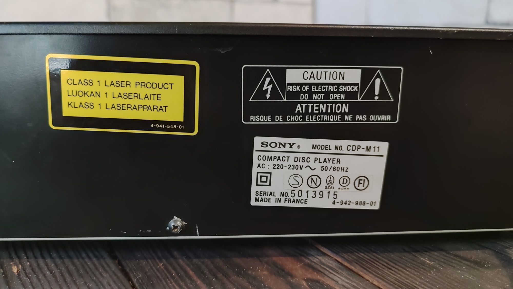 CD програвач Sony CDP -M11