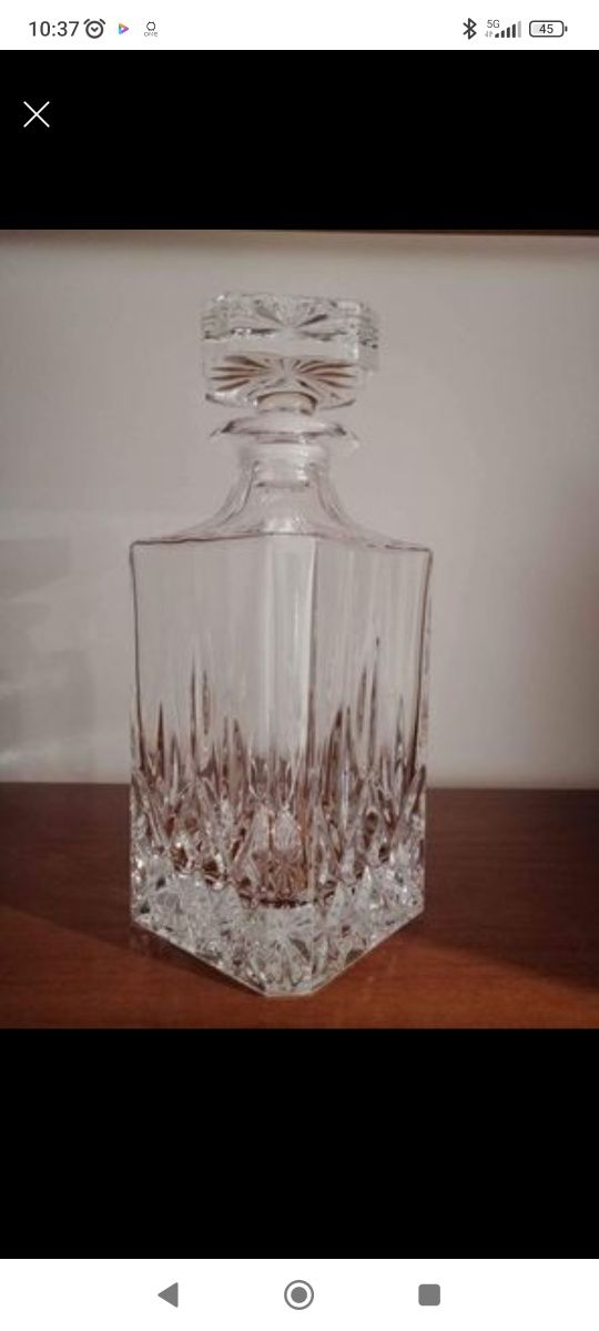 Garrafas Atlantis Whisky e Licor