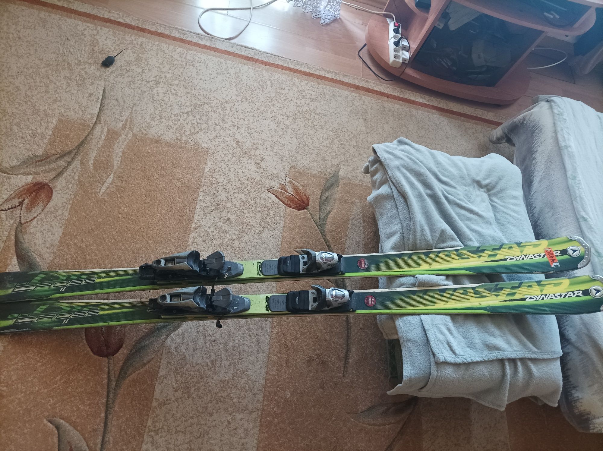 Narty Dynastar Ski Cross 10plus buty