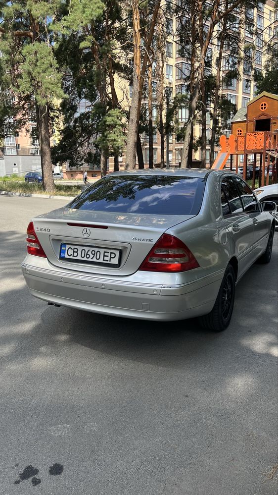 продам мерседес в гарному стані