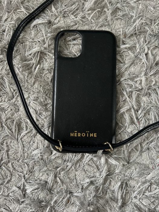 Case na sznurku iphone 11