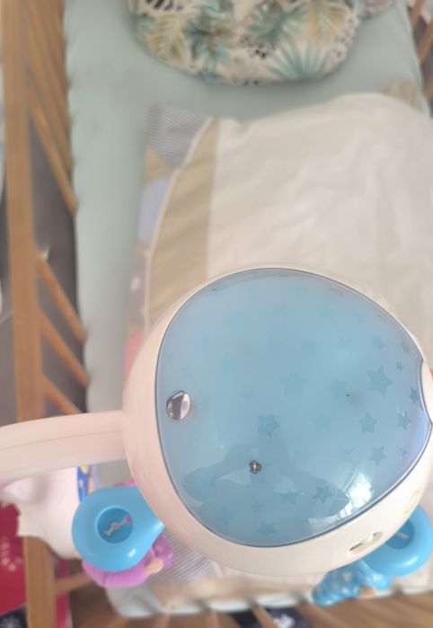 Karuzela z projektorem do łóżeczka fisher price  3w1.