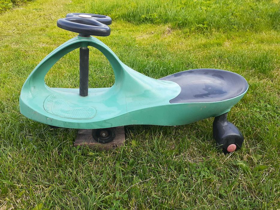 Самоходная детская машинка Бибикар