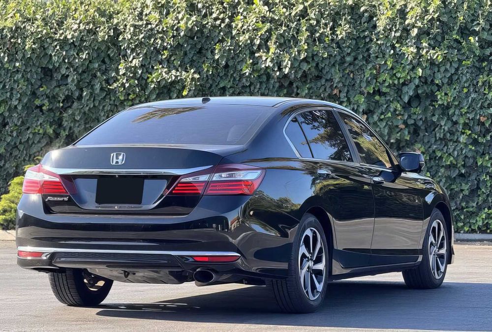 Honda Accord EX-L      2016