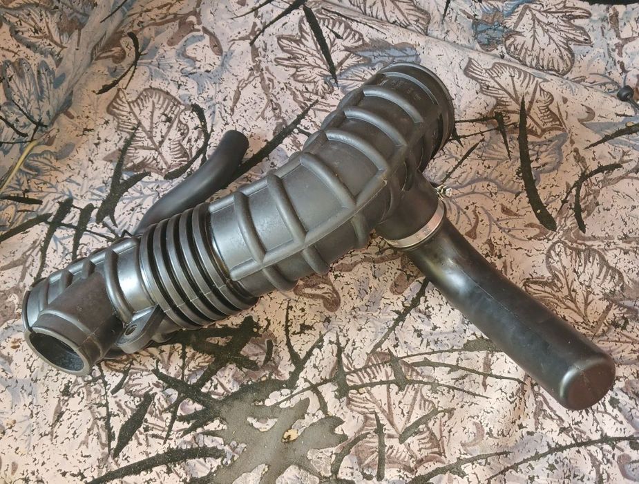 Патрубок повітряного фільтра Нубіра 2.0 GM