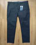 - 50% GANT Chinosy "Tech Prep", r 34/30
r. 34/30