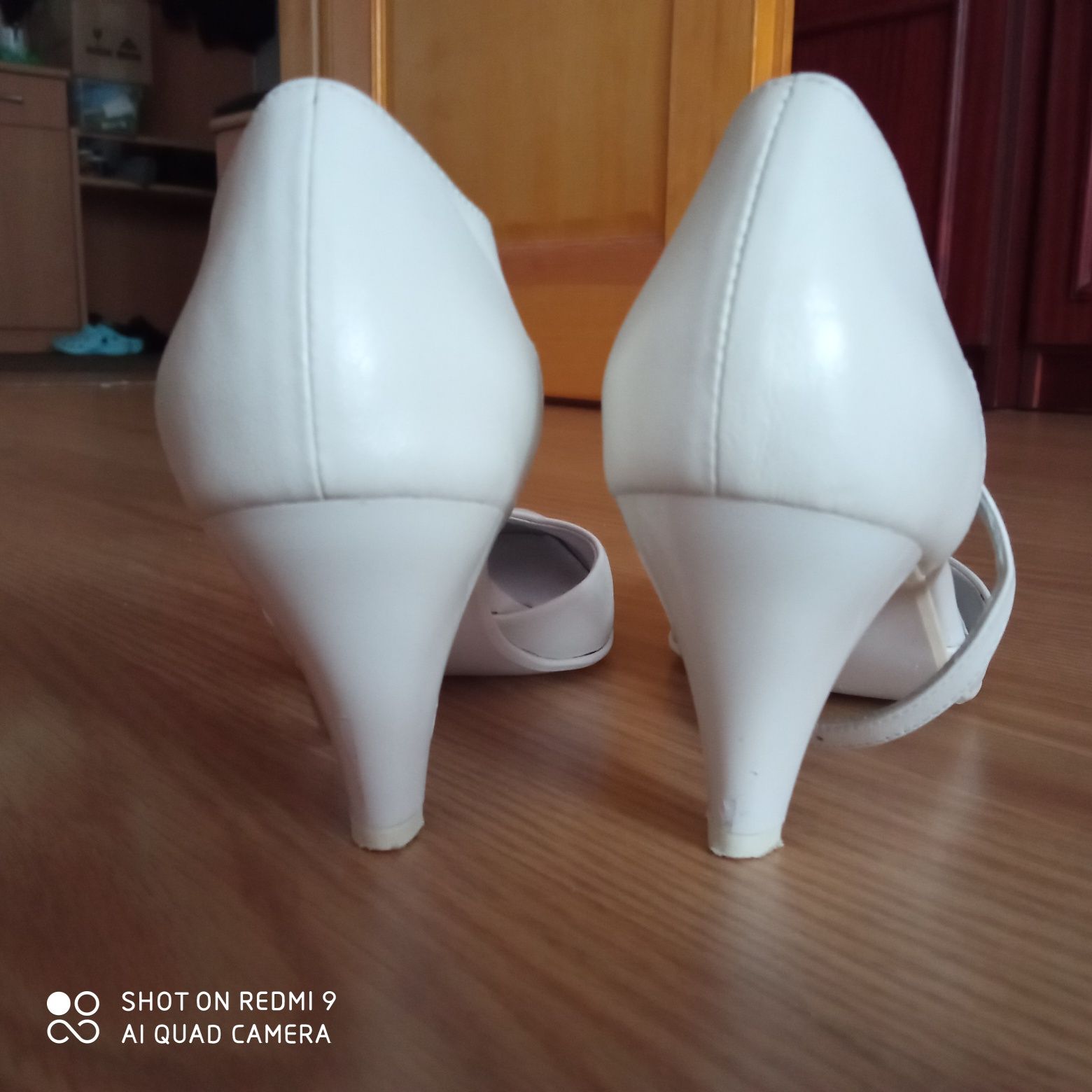 Buty śmietankowe naturalna miękka kozia skóra rozmiar 36