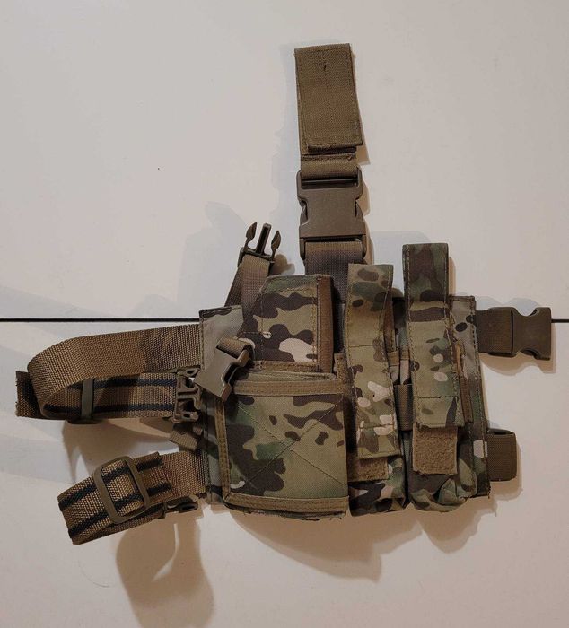 Настегнана тактична кобура для пістолета multicam