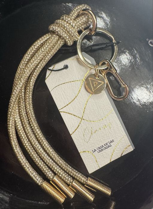 Oryginalny, nowy breloczek z cyrkoniami La Casa de Las Carcasas