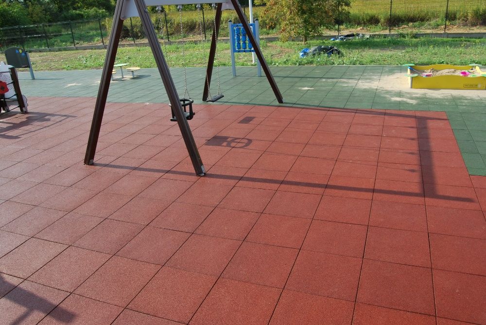 Płyty SBR, Płyty gumowe na Place Zabaw, Bezpieczne Nawierzchnie Atesty