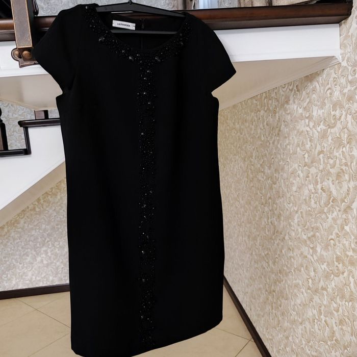 продам женское платье рр 48