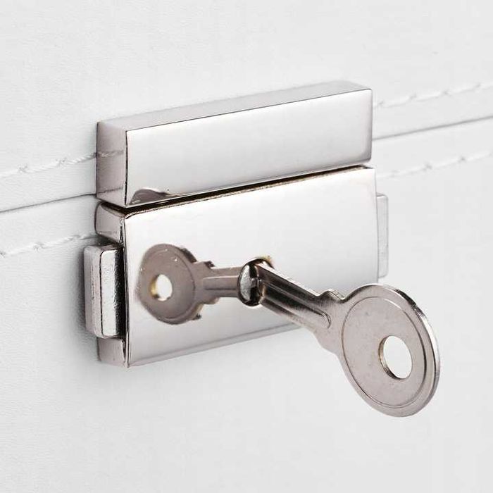 Szkatułka na biżuterię Etui pudełko organizer na biżuterię