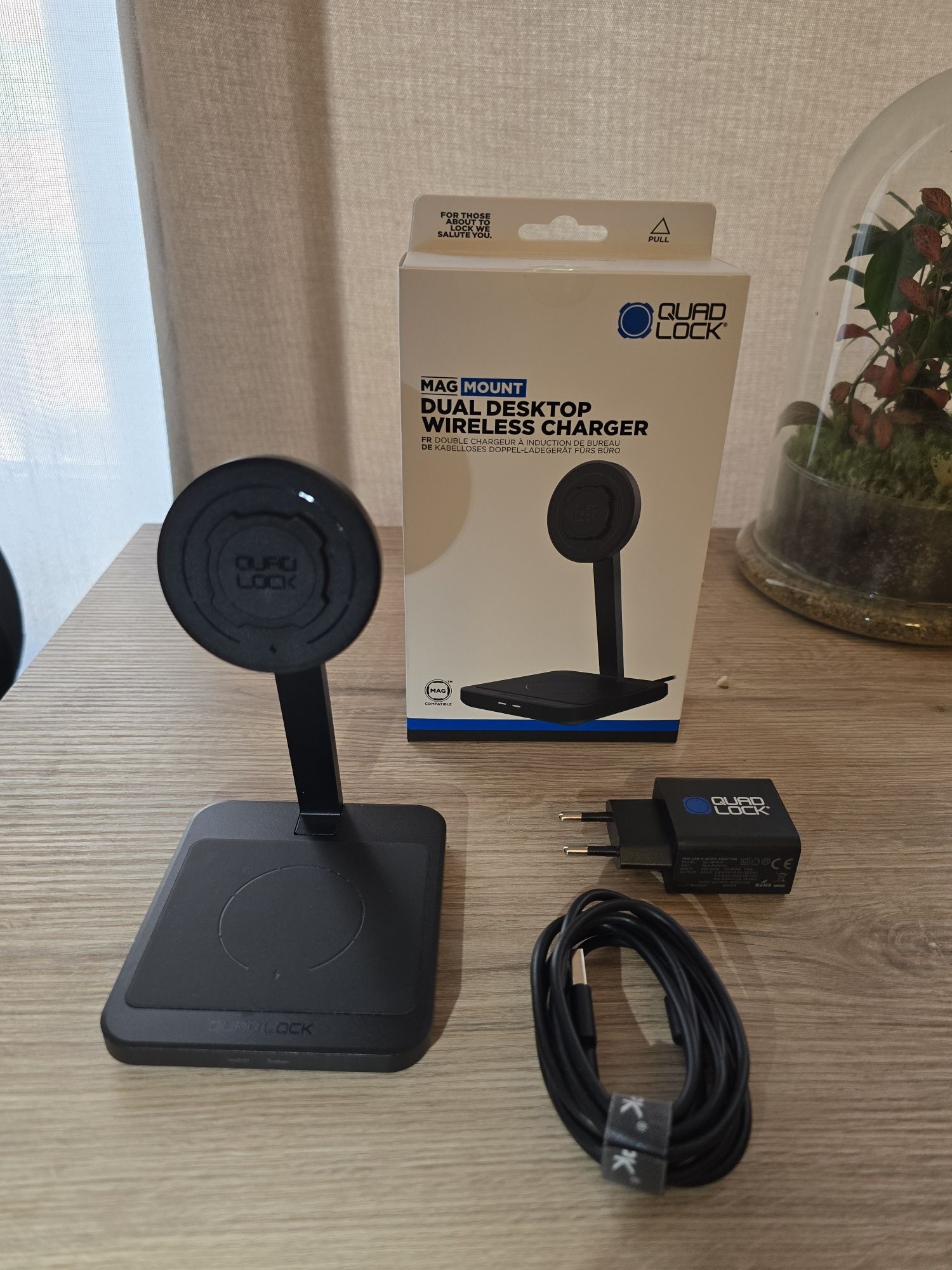 Carregador Quad Lock Mag Dual Desktop Wireless Charger