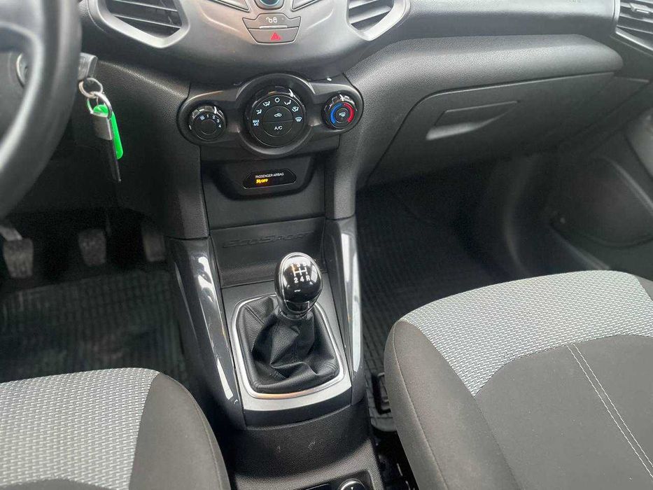 Ford Ecosport 2015 1.0 л.бензин 77тис. км. пробігу