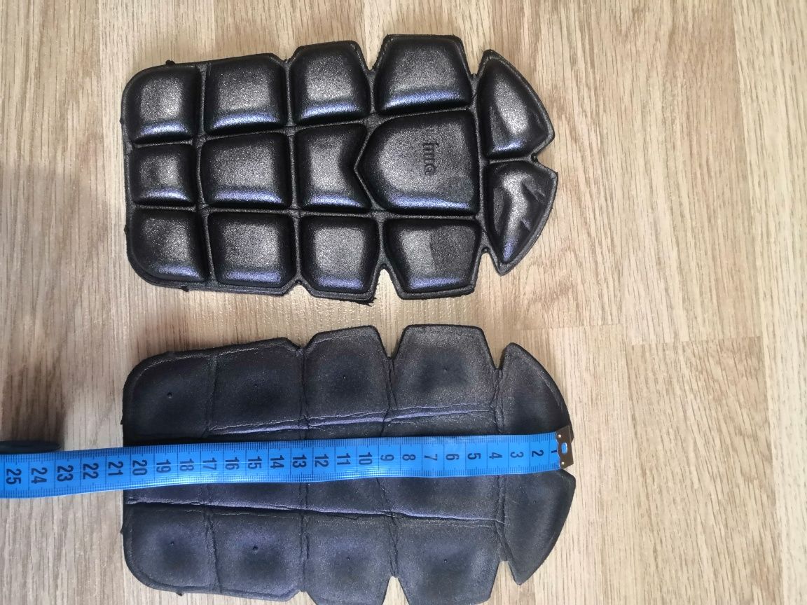 Наколінники (вставки для штанів)