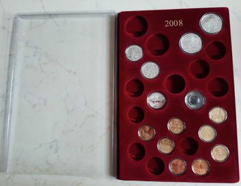 Paleta na polskie monety z 2008 roku z 14 monetami