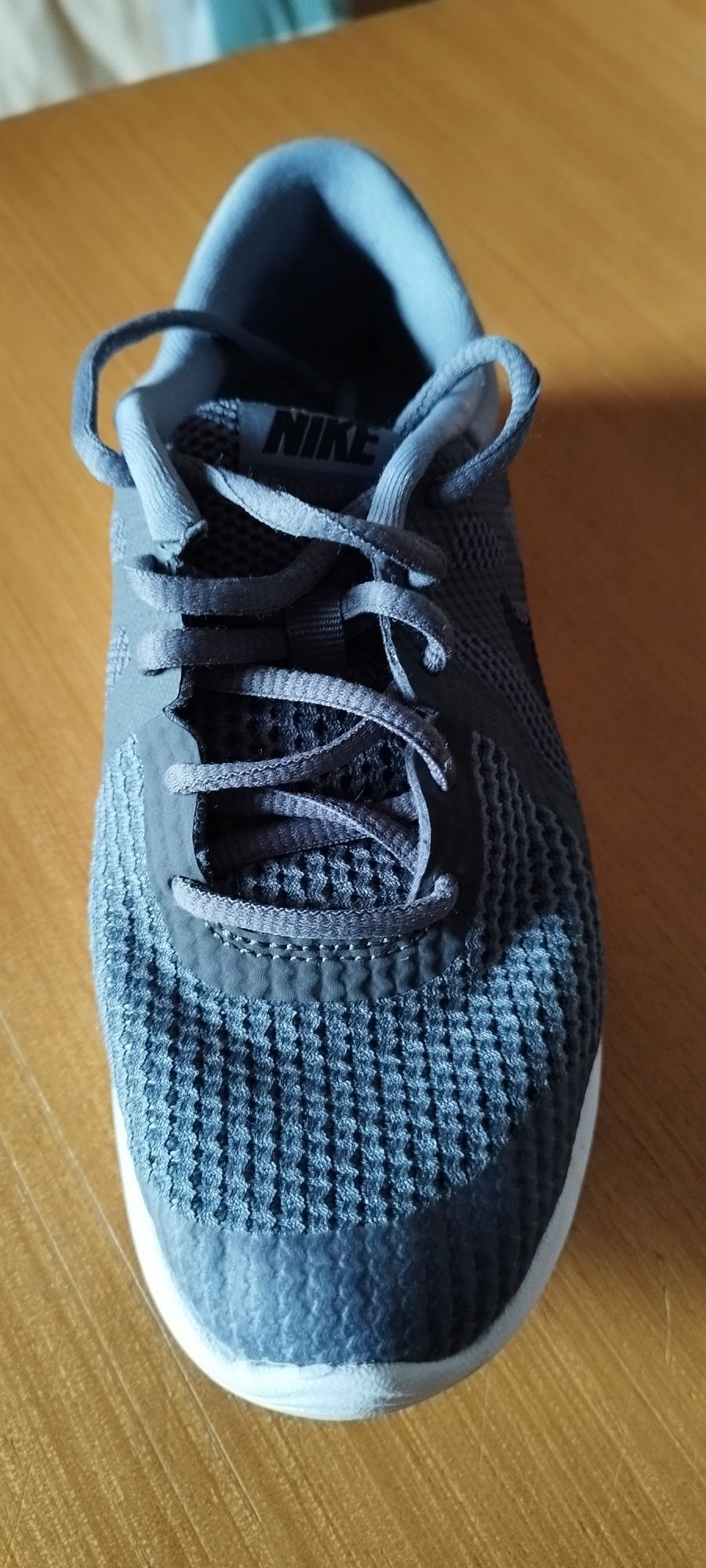 Sapatilhas Nike Cinza