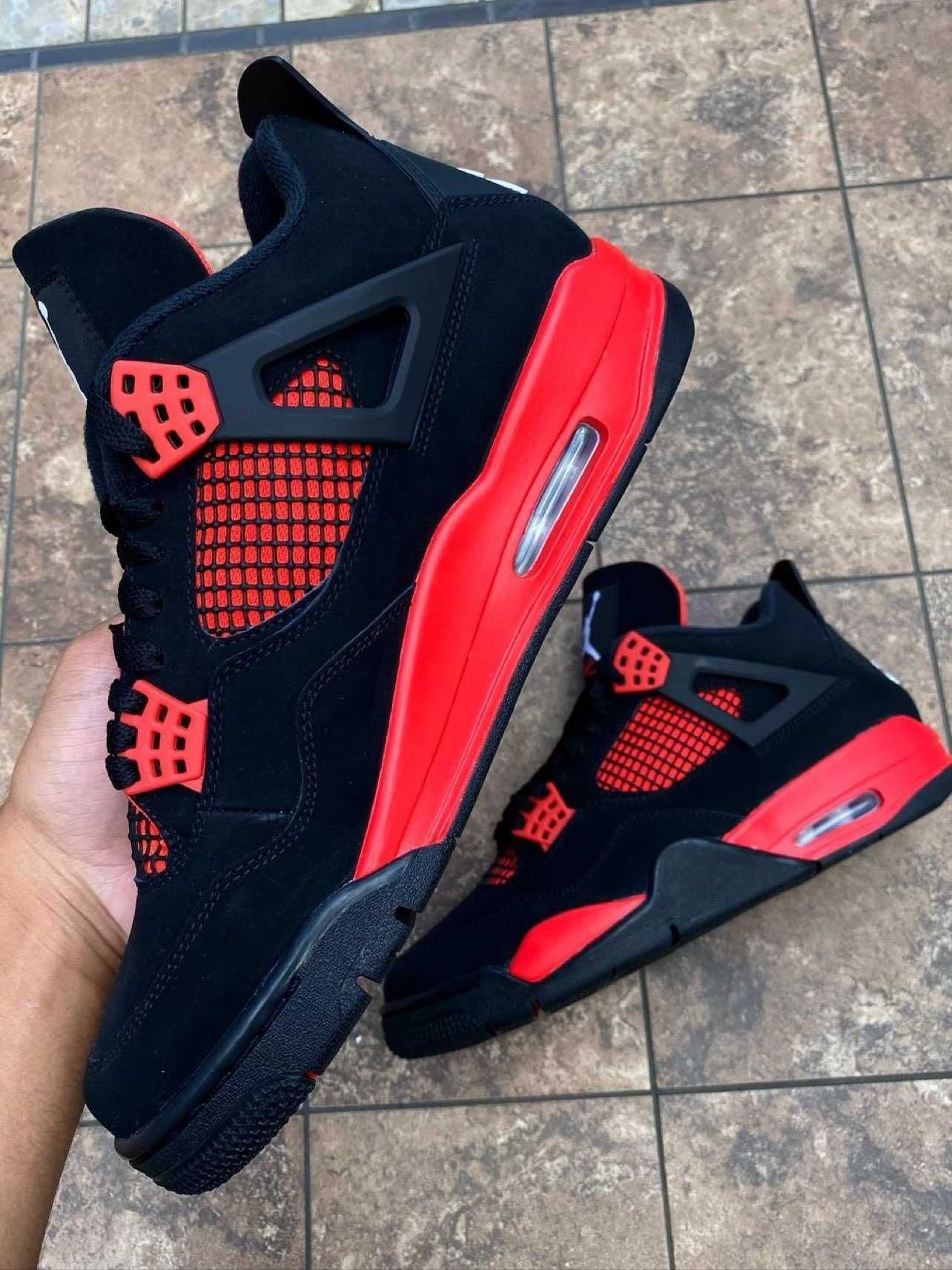 Jordan 4 Retro Red Thunder Rozmiar 42