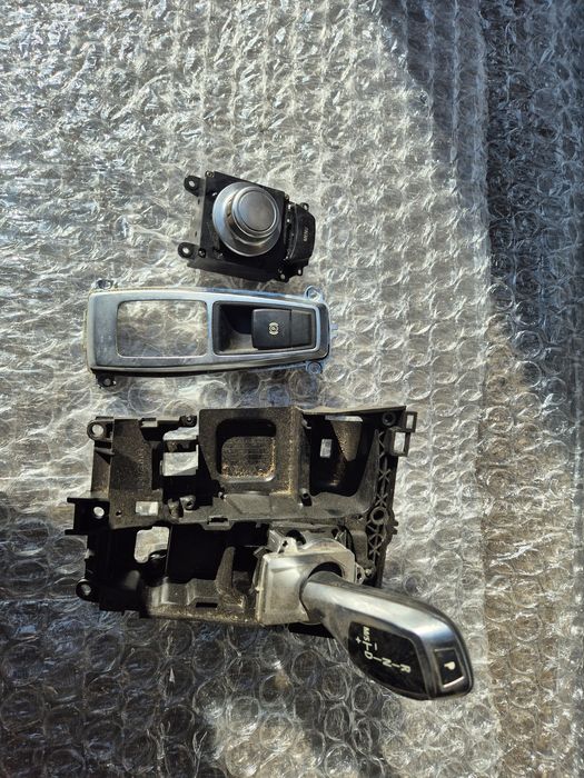 Wybierak lewarek biegów Bmw X5 E70 X6 E71