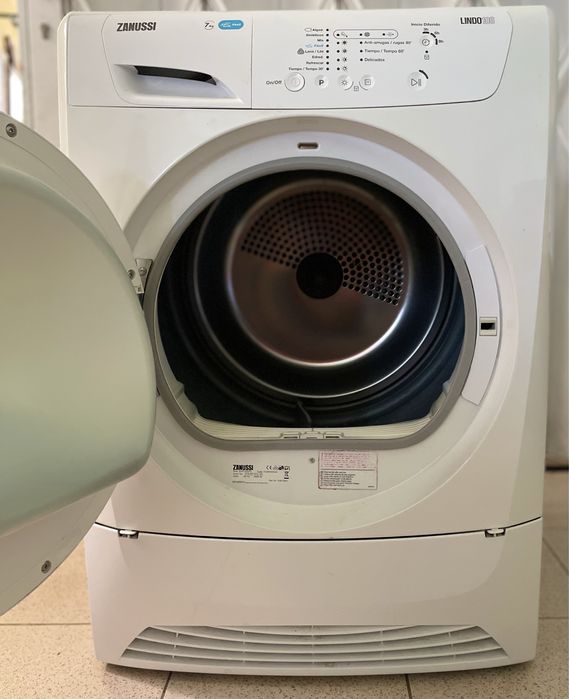Máquina Secar Roupa Zanussi - COM ANOMALIA
