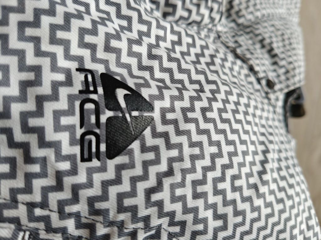 Kurtka snowboardowa Nike Xl XXL 2xl
